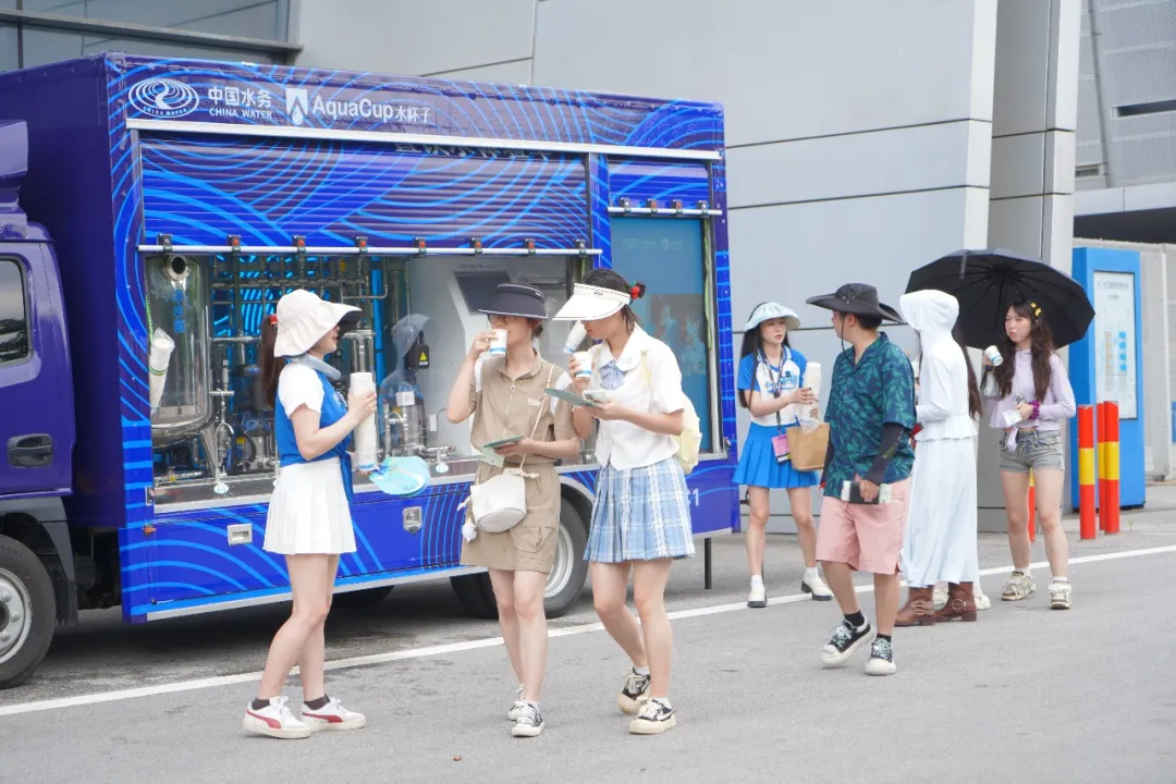 AquaCup Mobile Drinking Water Vehicle Provides Clean Water Supply at Strawberry Music Festival_04